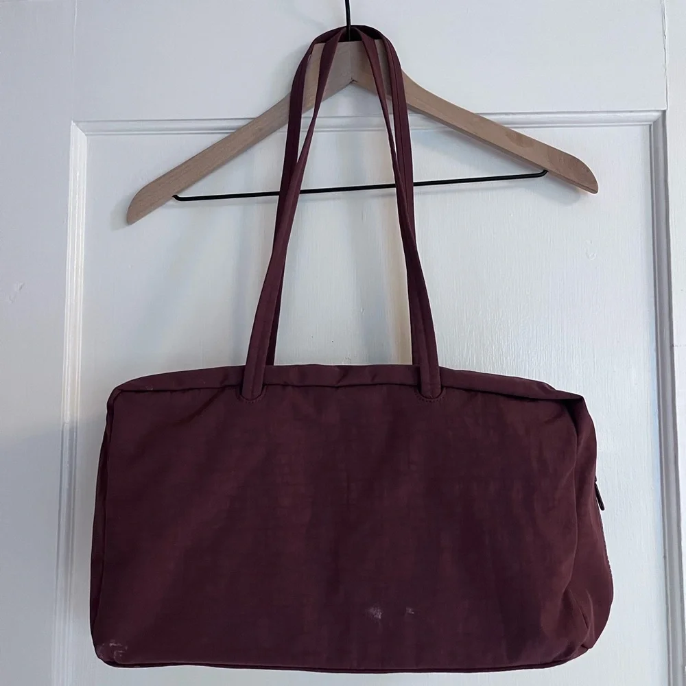 Baggu  Medium Nylon Bowler Bag
Mahogany - Picture 6 of 6